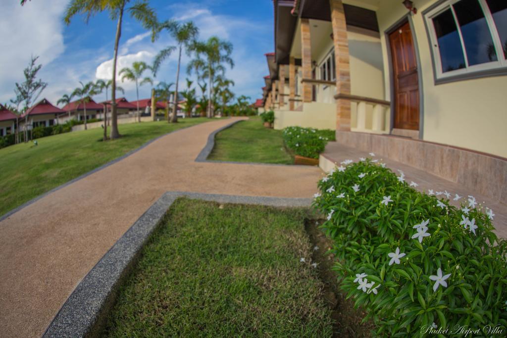 Phuket Airport Villa Ban Bo Han Bagian luar foto