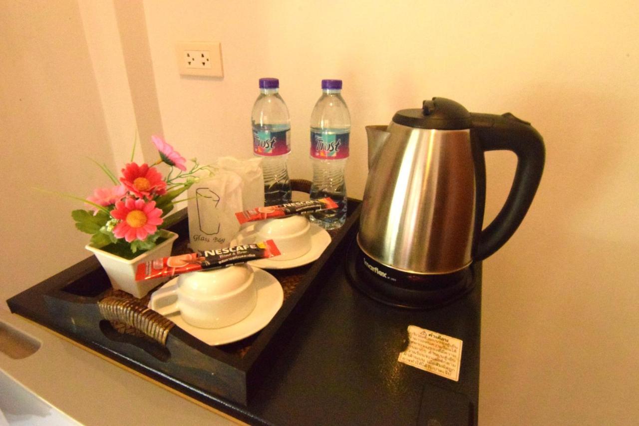Phuket Airport Villa Ban Bo Han Bagian luar foto
